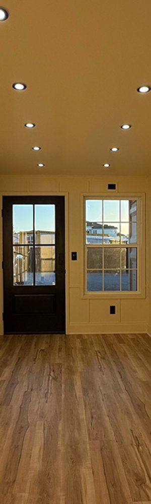 the-office-pod-interior-front-view